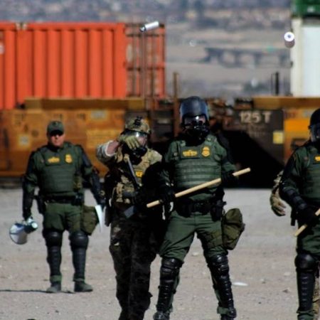 Desde México atacan a agentes migratorios de EU con granadas caseras – El Sol de Toluca