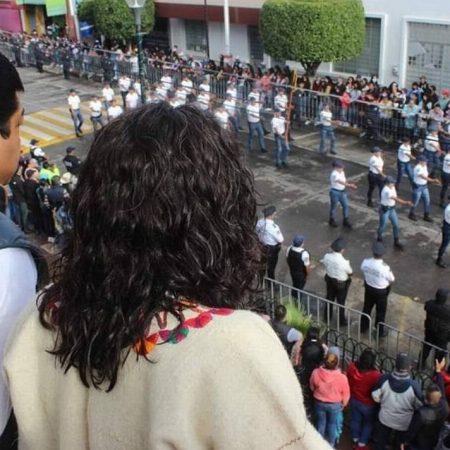 Mexiquenses acuden a los desfiles en municipios del oriente – El Sol de Toluca