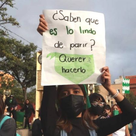 La CADHAC advierte que iniciativa de reforma constitucional vulnera los derechos reproductivos de las mujeres en NL – El Sol de Toluca