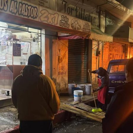 Suspenden a taquerias por tirar grasa sobre la cinta asfáltica en Tecámac – El Sol de Toluca
