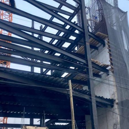 Trabajadores de la construcción caen de un edificio en Toluca – El Sol de Toluca