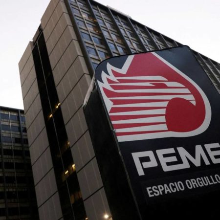 Hacienda tiene un plan para transferir vencimientos de deuda en Pemex: AMLO – El Sol de Toluca
