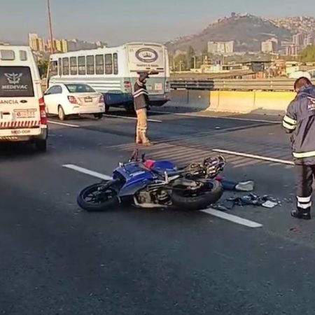 Motociclista muere tras ser arrollado por un tráiler en Ecatepec – El Sol de Toluca