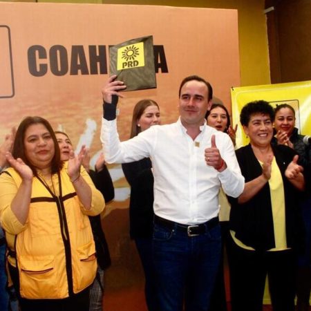 Manolo Jiménez recibe la constancia como candidato del PRD a la gubernatura de Coahuila – El Sol de Toluca
