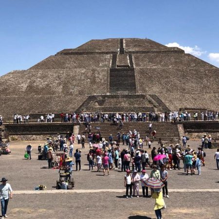 Reciben miles de visitantes el Equinoccio de Primavera en Teotihuacán – El Sol de Toluca
