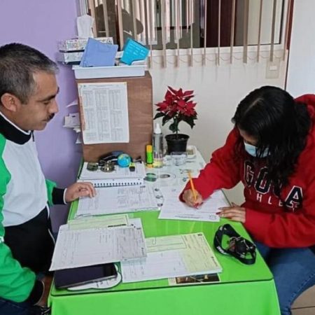 Maestros del SMSEM reciben apoyo por fallecimiento de familiar y préstamos del FAJAM – El Sol de Toluca