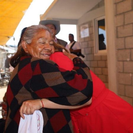 Entregan casas a familias en probreza extrema en San Mateo Atenco – El Sol de Toluca