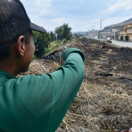 Pareja de Toluca duerme en la calle tras quemarse su cuarto – El Sol de Toluca