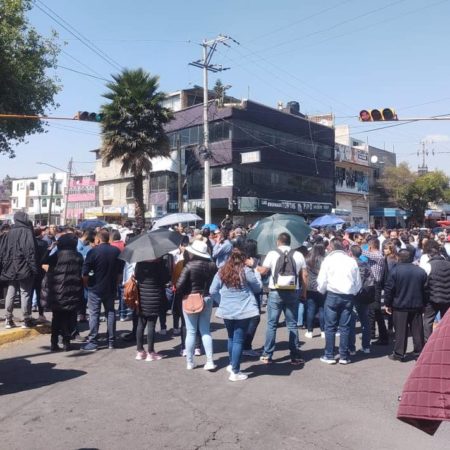 Bloqueos “colapsan” diversas vialidades en Ecatepec – El Sol de Toluca