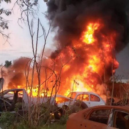 Reportan incendio en un depósito vehicular propiedad del gobierno de Cuautitlán Izcalli – El Sol de Toluca