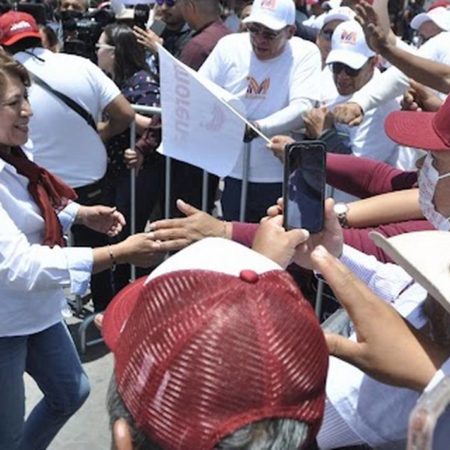 Ofrece Delfina revisar contratos y estatus de pozos en el Edomex – El Sol de Toluca